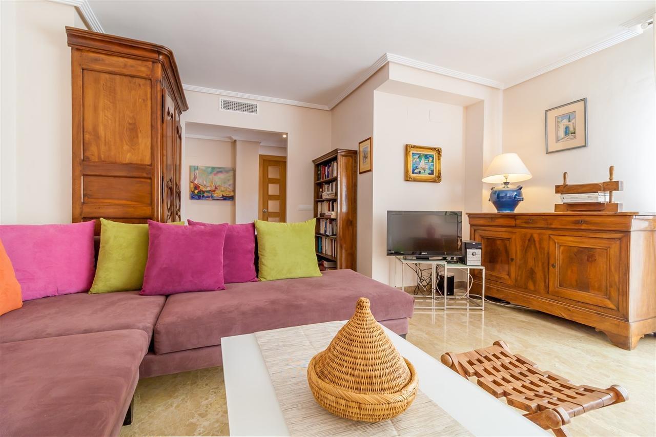 Golf Hill Estepona Canovas Eksteriør billede