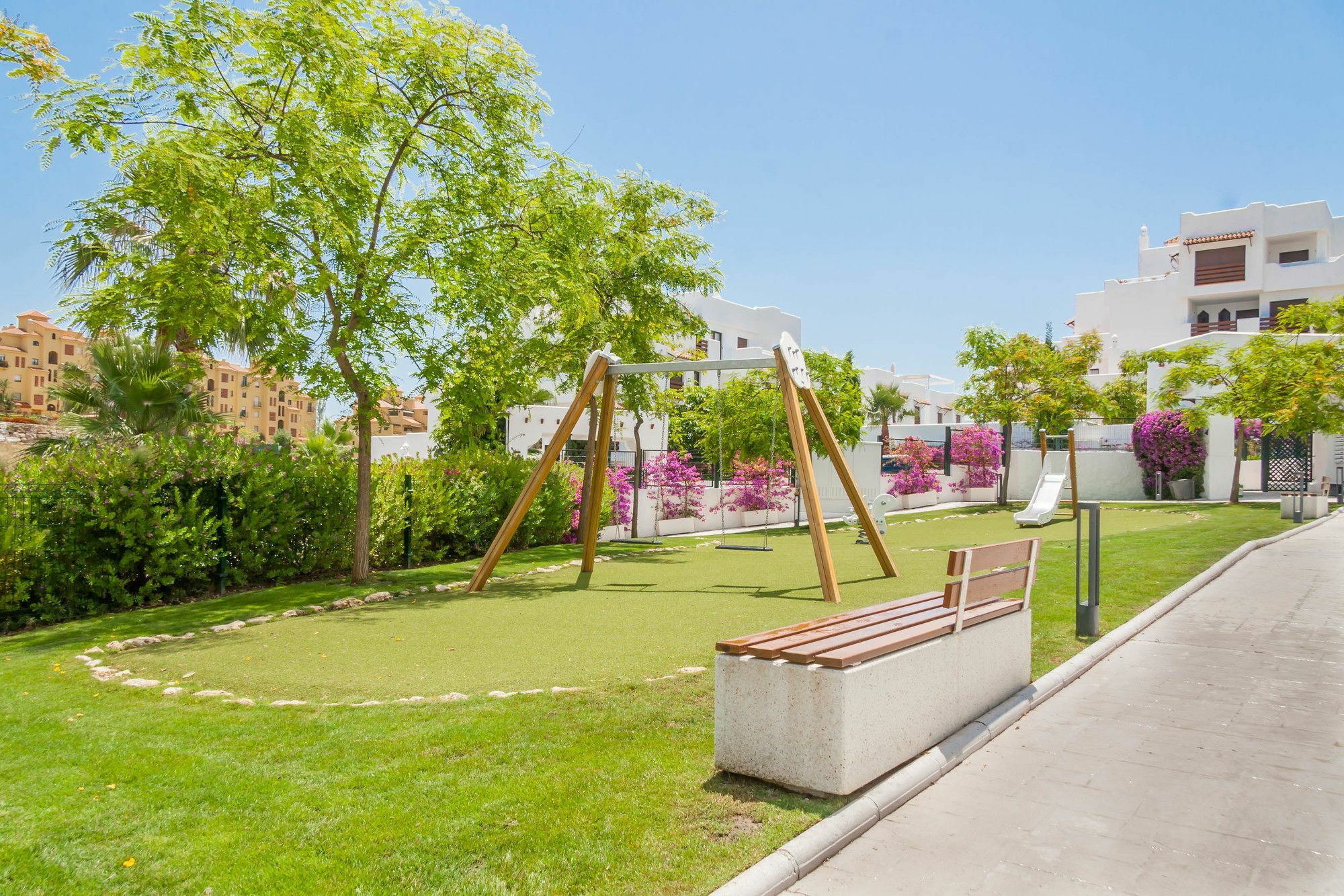 Golf Hill Estepona Canovas Eksteriør billede